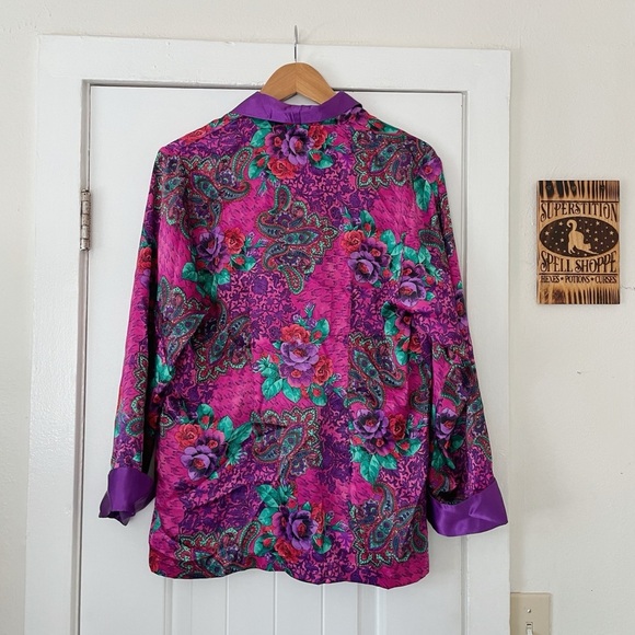 Women’s Victoria Secret Vintage Gold Label Satin Pajama Blouse Size Small silky - Picture 4 of 6